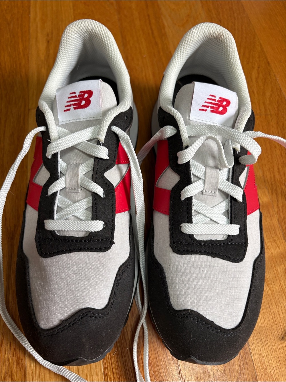 New Balance 237 Sneakers